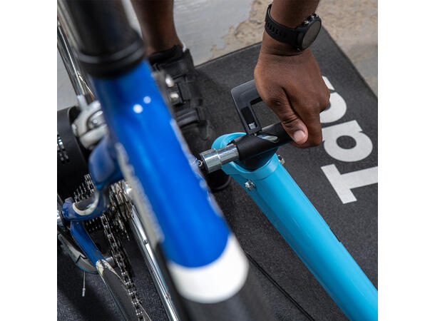 Tacx Boost Sykkelrulle Ta turen innendørs med Tacx Boost 