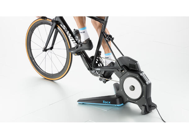 Tacx Flux 2 T2980.61 Sykkelrulle Interaktiv sykkelrulle 