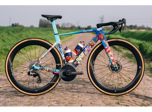 Factor Monza x Vexx Ultegra 54 