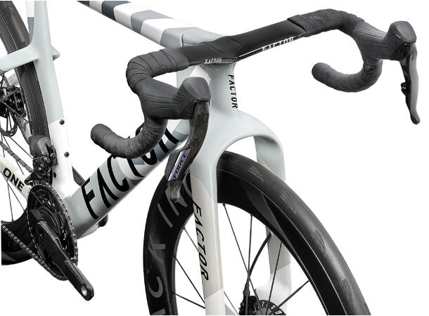 Factor One SRAM Red, Demo Nimbus Grey Red str. 58 