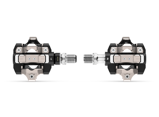 Garmin Rally™ XC110 wattpedaler Sensor på en pedal 