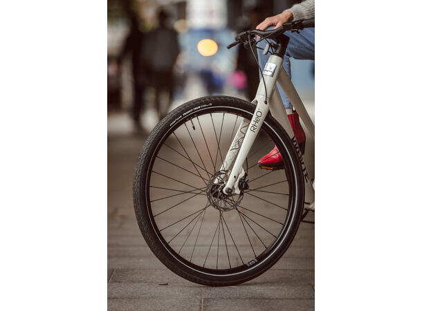 Goodyear Transit Tour 27,5 2.0, Sort/Refleks, Urban 