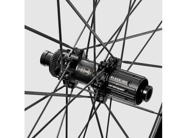 Black Inc 28 / 33 hjulsett XDR Clincher, CeramicSpeed 