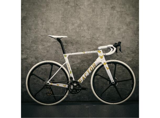 Black Inc Five disc hjulsett, Shimano Clincher, CeramicSpeed 