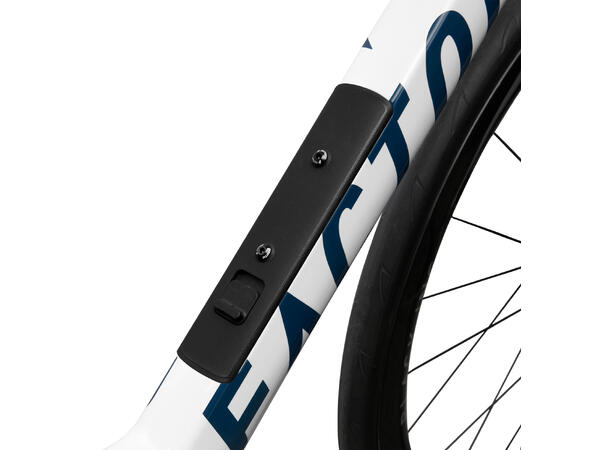 Factor Monza Force Pearl White 58 