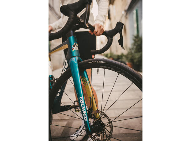 Goodyear Eagle 28 mm, Sort 