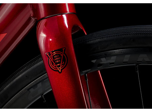 Trek Domane AL 2 Gen4 Crimson to Dark Carmine Fade, 56 