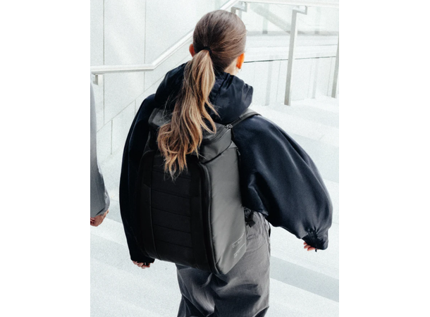 D__b__ Hugger 25L Ryggsekk 25L, Reflective Black 