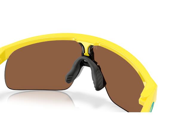 Oakley x Fortnite™ Peely Resistor Prizm Tungsten m/ gul innfatning 